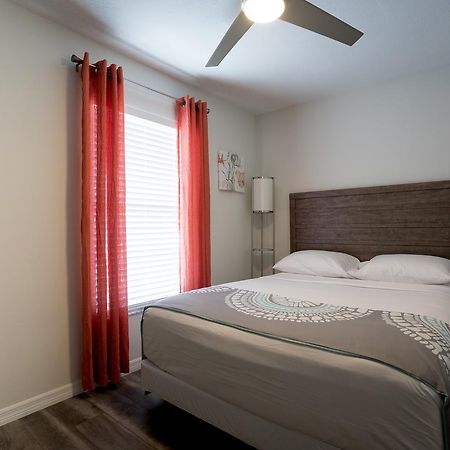 Oasis Villa Retreat برادنتون المظهر الخارجي الصورة